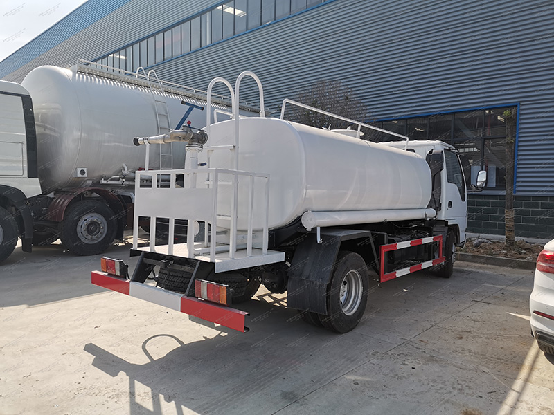 ISUZU 100p Spracller ачааны машин