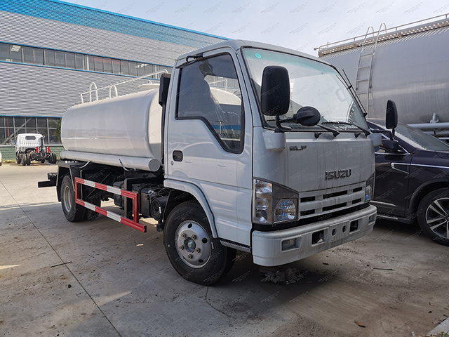 ISUZU 100p Spracller ачааны машин