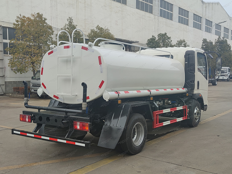 Howo 4x2 8 куб метрийн тосны ачааны машин