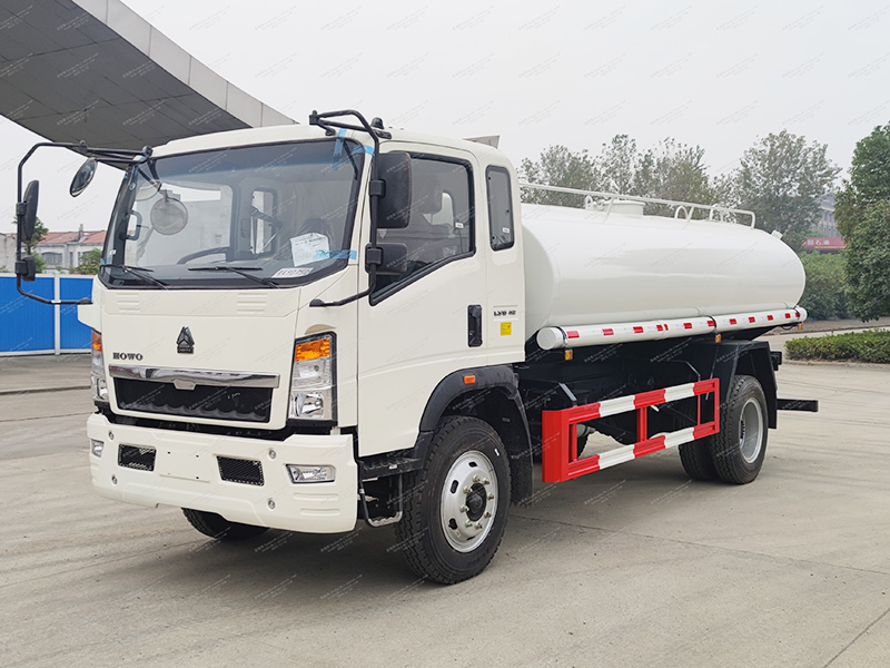 Howo 4x2 15 куб метрийн тосны ачааны машин