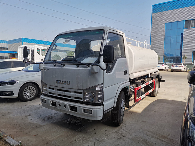 ISUZU 100p Spracller ачааны машин