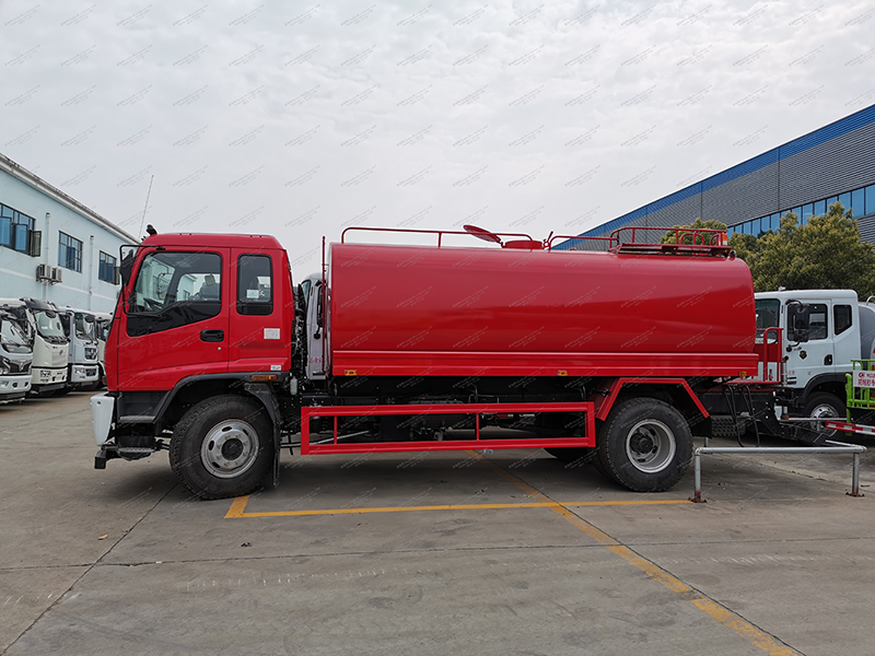 Isuzu FTR Spracer