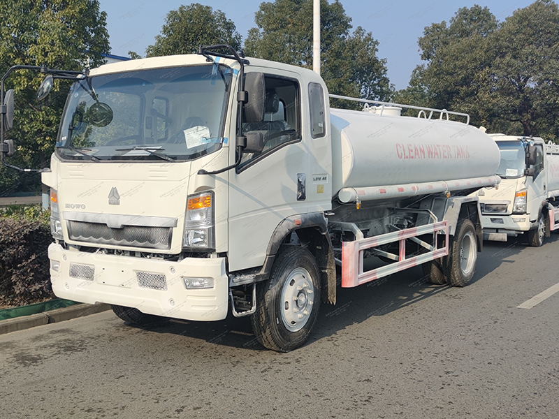 Howo 4x2 10 куб метрийн усны танк ачааны машин